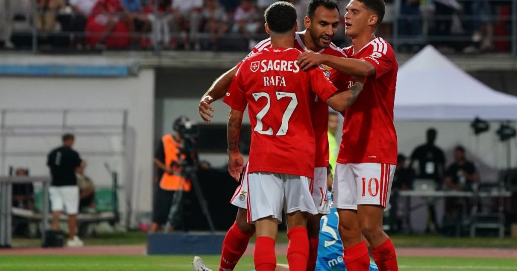 Καταιγιστική νίκη για την Μπενφίκα 7-0 επί της Κάζα Πία με χατ τρικ του Παυλίδη