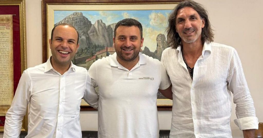 ΑΕΛ Novibet: Ο Στυλιανόςστο Μετέωρα με τον Δ. Αβραμόπουλο σε ιστορική συνάντηση