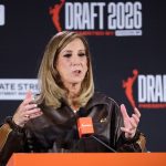 Συνεχίζονται οι συνομιλίες της WNBA για τρανσέξουαλ αθλητές: Η ανακοίνωση της Ένγκελμπερτ στις ομάδες