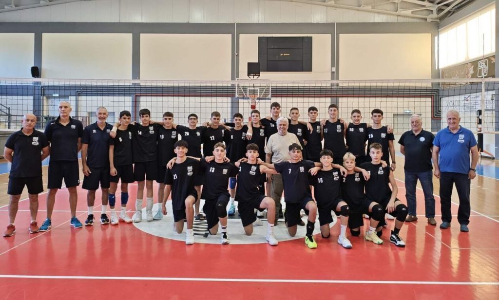 Στήριξη του προεδρείου της ΕΟΠΕ στην Εθνική ομάδα αγοριών Κ16 για τις προκρίσεις