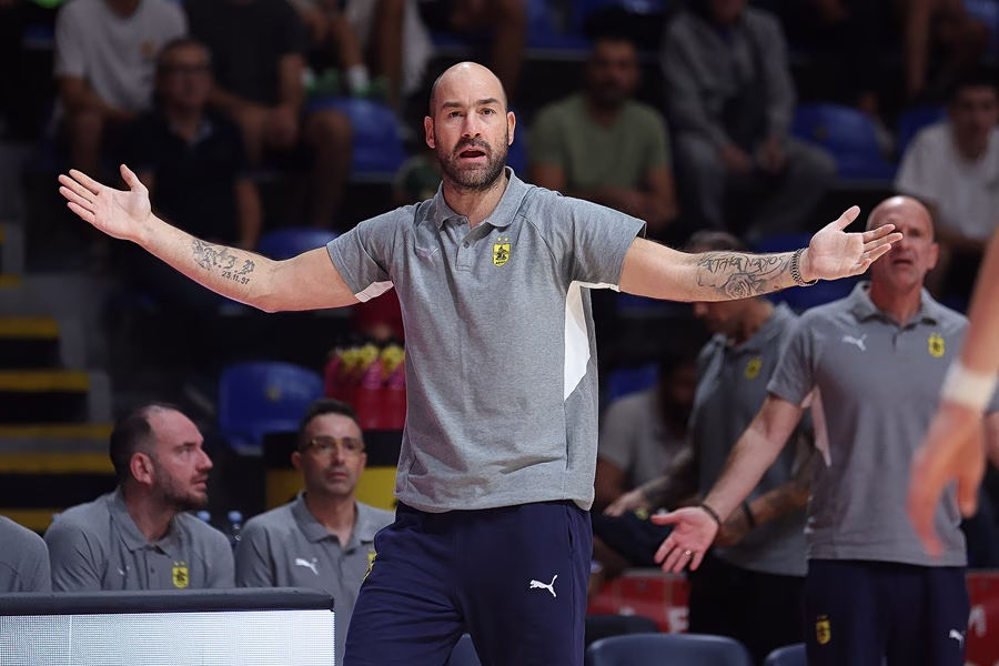 Ερυθρός Αστέρας – Άρης 91-87: Απογοήτευση στο φινάλε, αλλά ελπίδες για την ομάδα του Σπανούλη