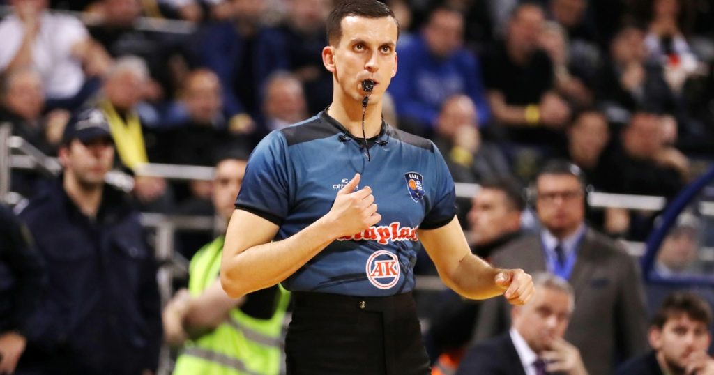 Τσιμπούρης: Επίσημη επιβεβαίωση από Gazzetta για διαιτησία στη Euroleague