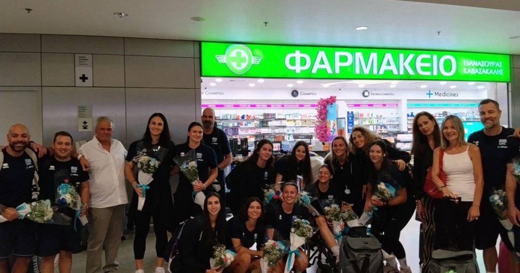 Επιστροφή της Εθνικής γυναικών βόλεϊ στην Αθήνα μετά την επιτυχία στο Ευρωβόλεϊ