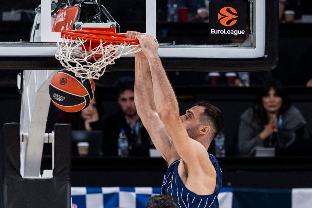 EuroLeague: Εντυπωσιακή επιστροφή του Παπαγιάννη μετά τη ρήξη χιαστού