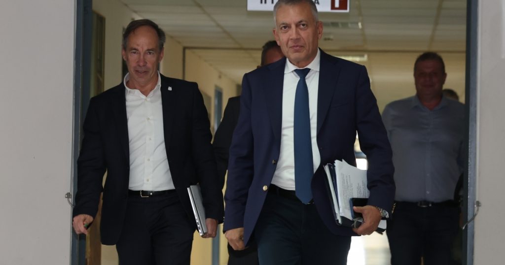 Βρούτσης απαιτεί εκλογές στην ΕΟΚ: Νέα επεισόδια στο Basketgate (vid)