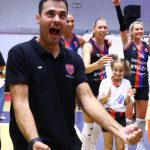 Οτσάλ στο SDNA: «Τα κορίτσια προσπαθούσαν να κλείσουν τον τελικό στο 4ο σετ, είναι νωρίς ακόμα»
