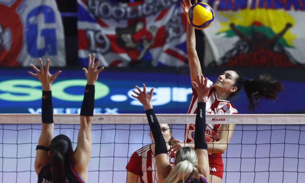 Πανιώνιος θριάσχυσε 3-2 επί του Ολυμπιακού: Συναρπαστική ανατροπή στον αγώνα των γηπεδούχων
