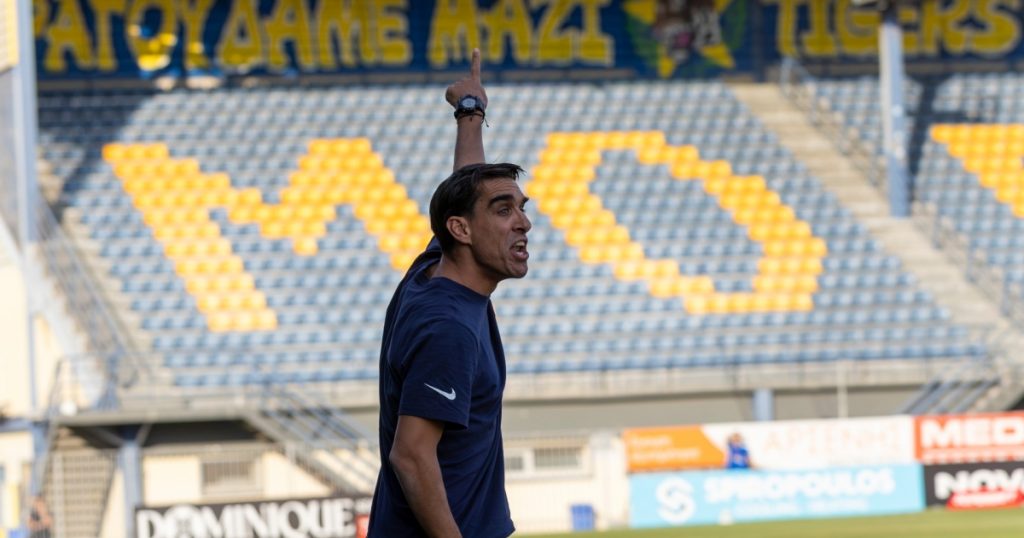 Αστέρας Τρίπολης: Υπογράφει Κοντοέ και αναζητά νέο προπονητή πριν την Τούμπα